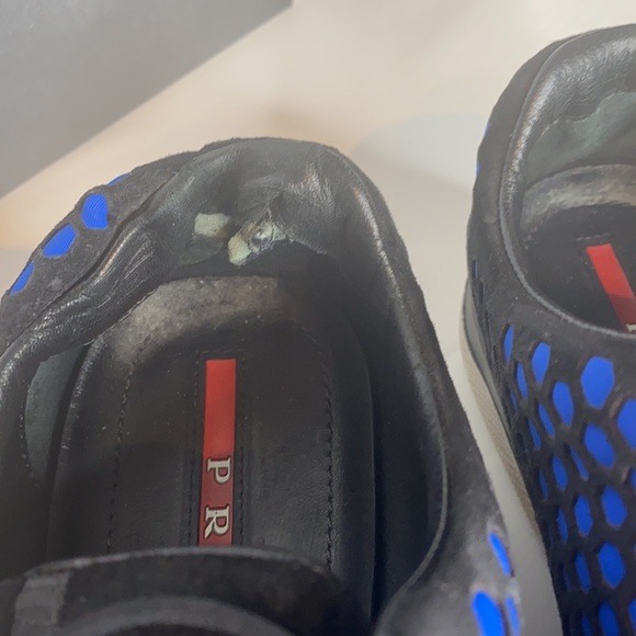 Women’s Prada sneakers size 9.5 (40) - Picture 6 of 7